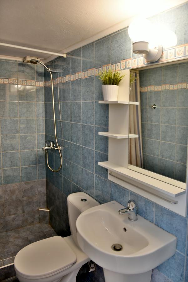 Guesthouse Corali Хидра Екстериор снимка