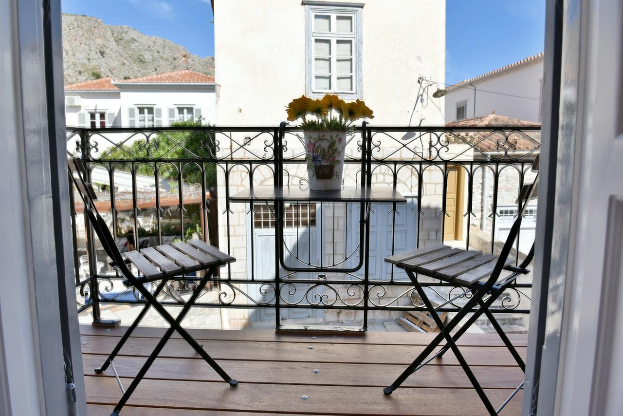 Guesthouse Corali Хидра Екстериор снимка